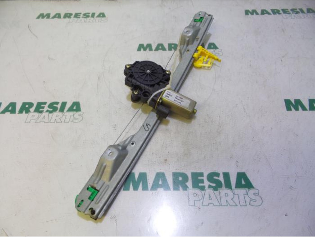 Fiat - Idea - Rear door window mechanism 4-door, left