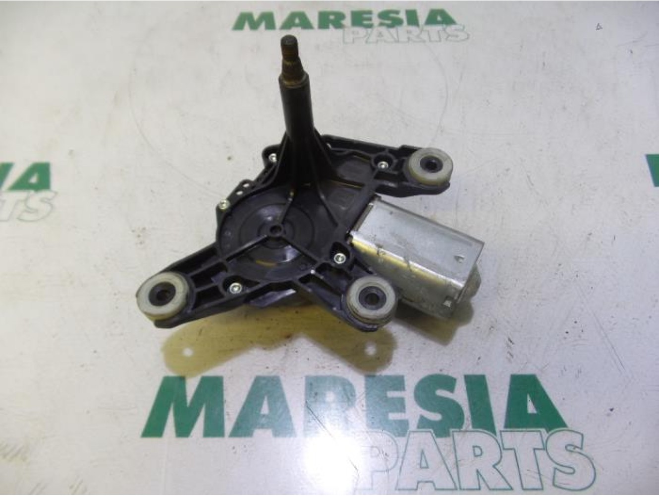 Fiat - Doblo - Rear wiper motor