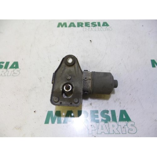 Fiat - Doblo - Front wiper motor