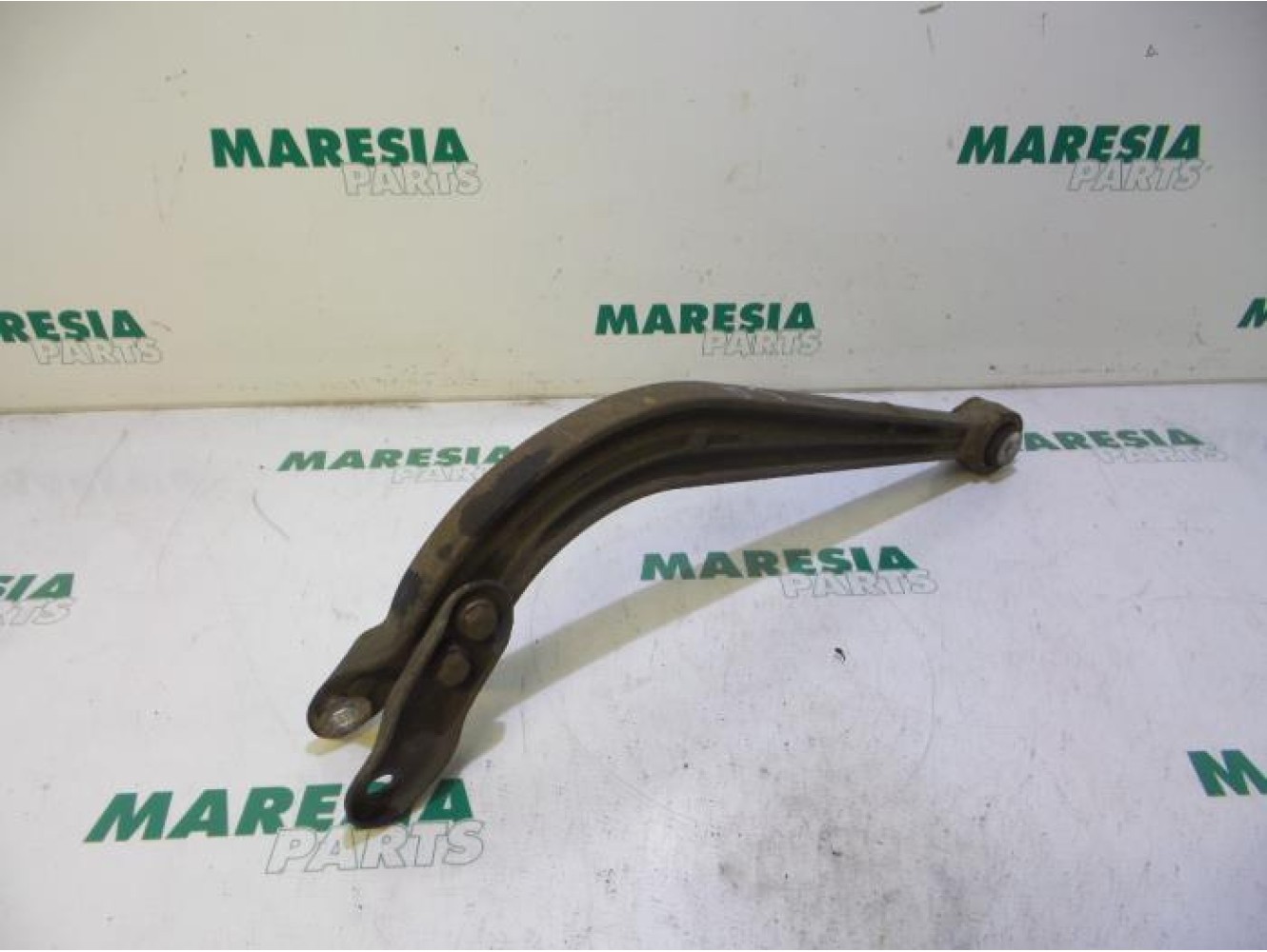Fiat - Doblo - Querlenker links hinten