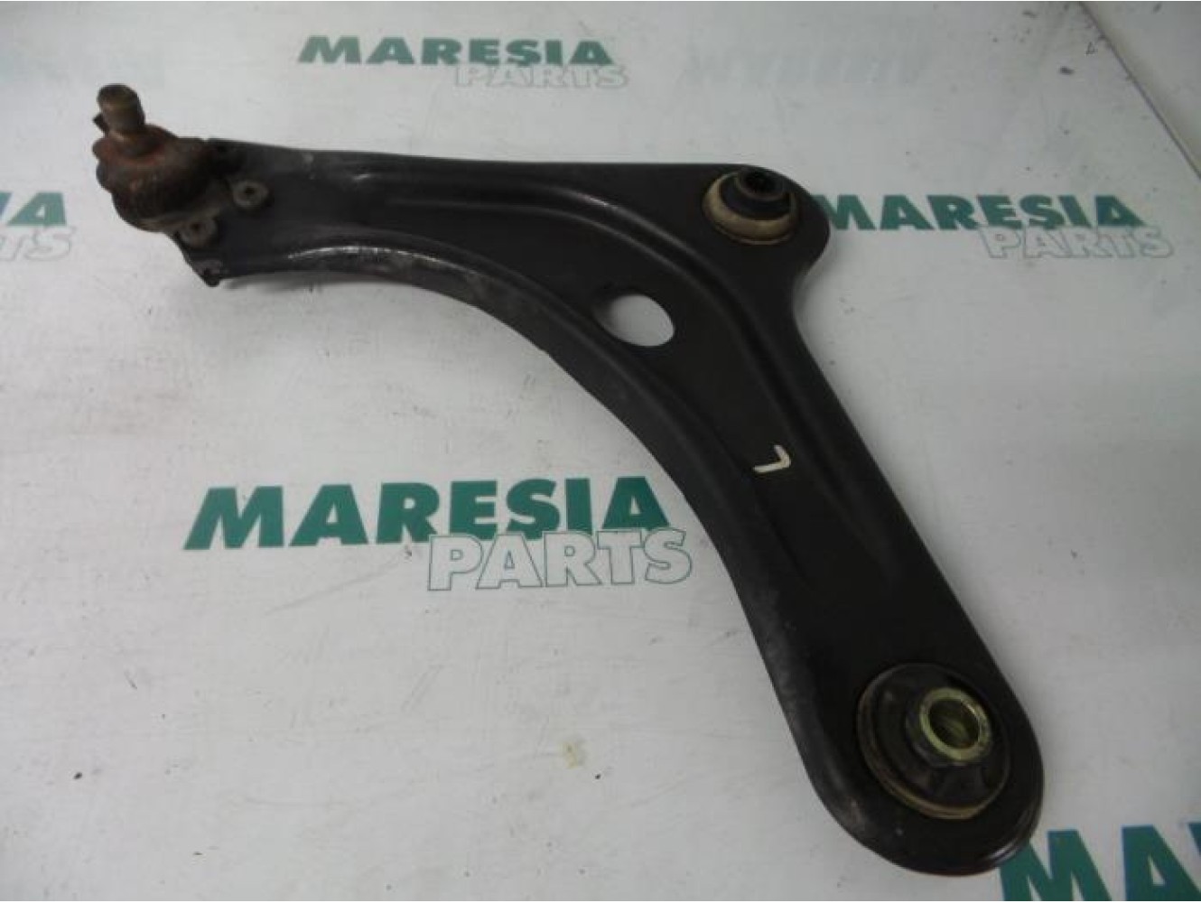 Citroen - C3 - Front lower wishbone, left
