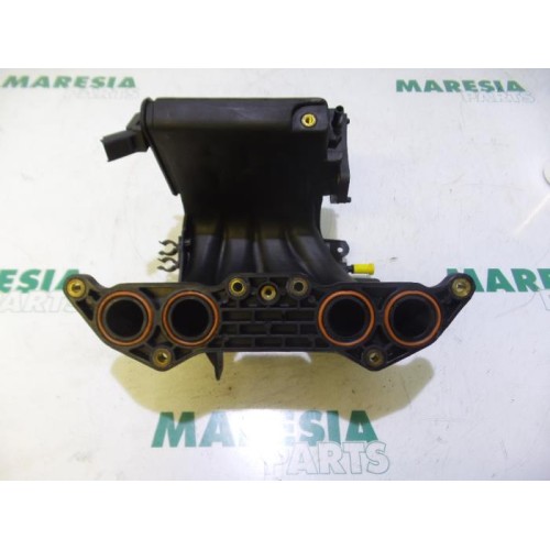 Peugeot - 206 - Intake manifold