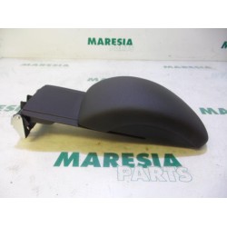 Citroen - C4 - Armrest