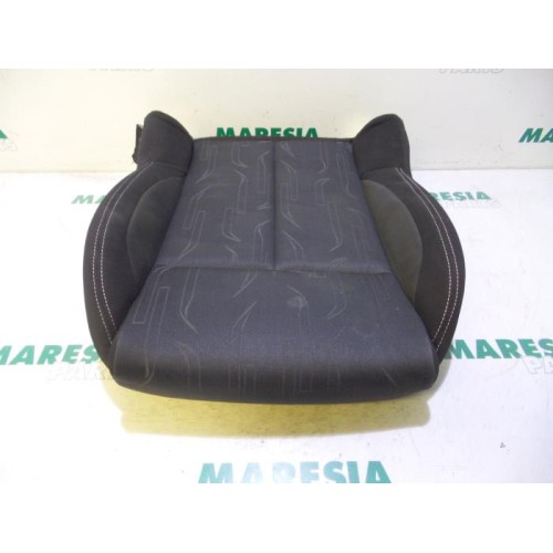 Citroen - C4 - Seat upholstery, left
