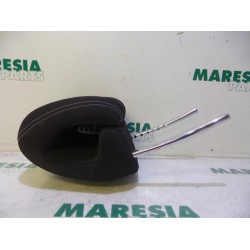 Citroen - C4 - Headrest