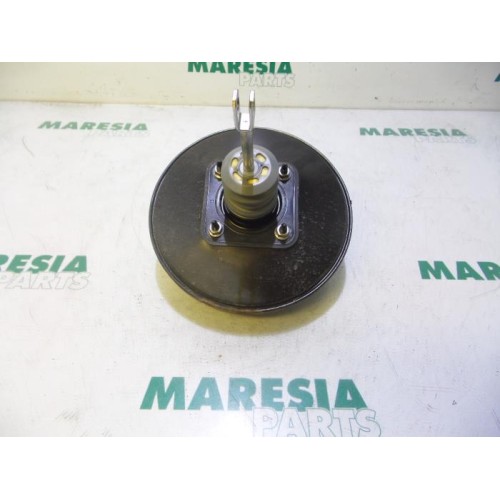 Renault - Twingo - Brake servo