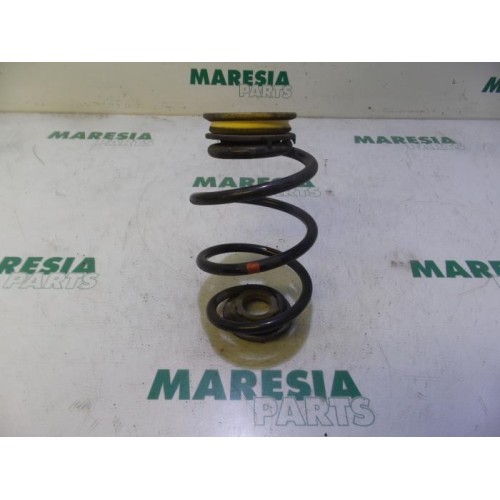 Renault - Twingo - Rear coil spring