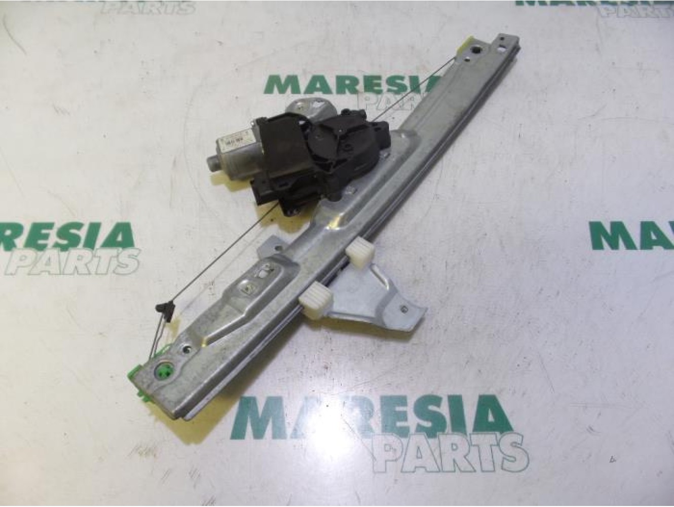 Peugeot - 308 - Window mechanism 4-door, front right