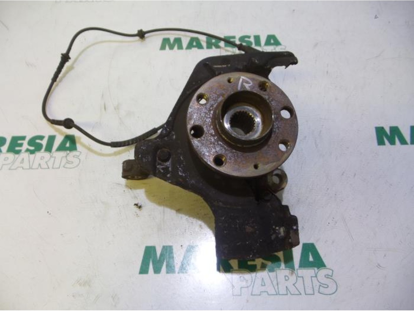 Fiat - Punto - Knuckle, front right