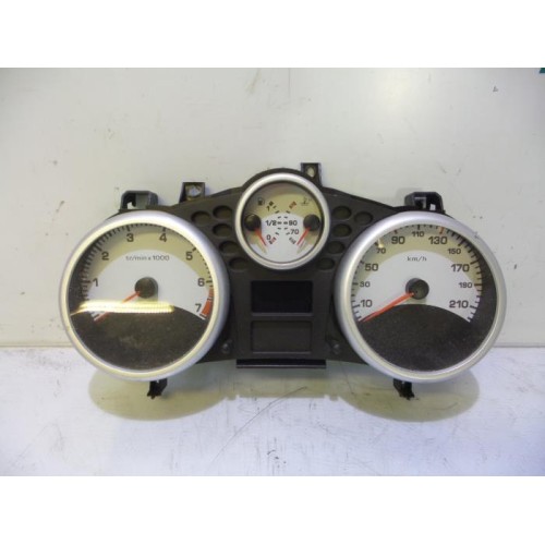 Peugeot - 207 - Instrumentenbrett