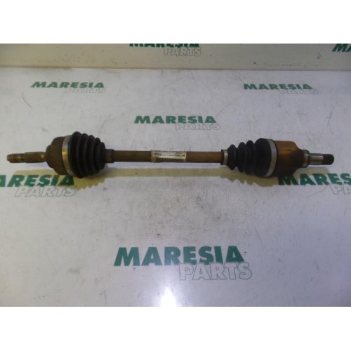 Peugeot - 207 - Front drive shaft, left