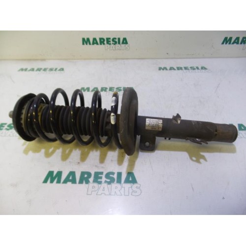 Peugeot - 207 - Front shock absorber rod, right