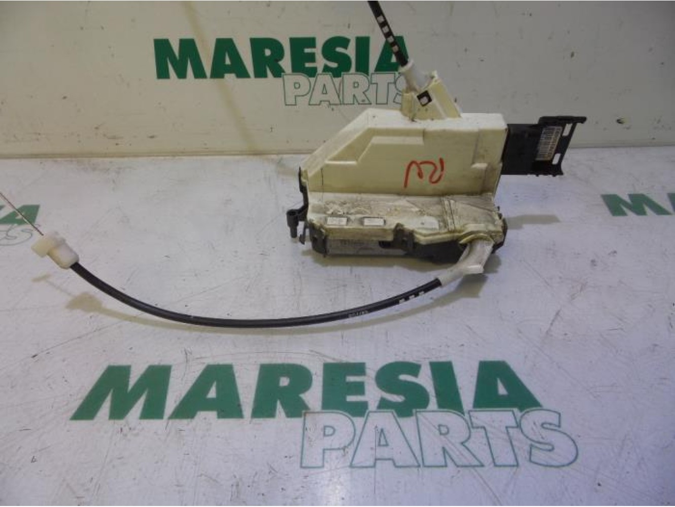 Peugeot - 308 - Front door lock mechanism 4-door, right