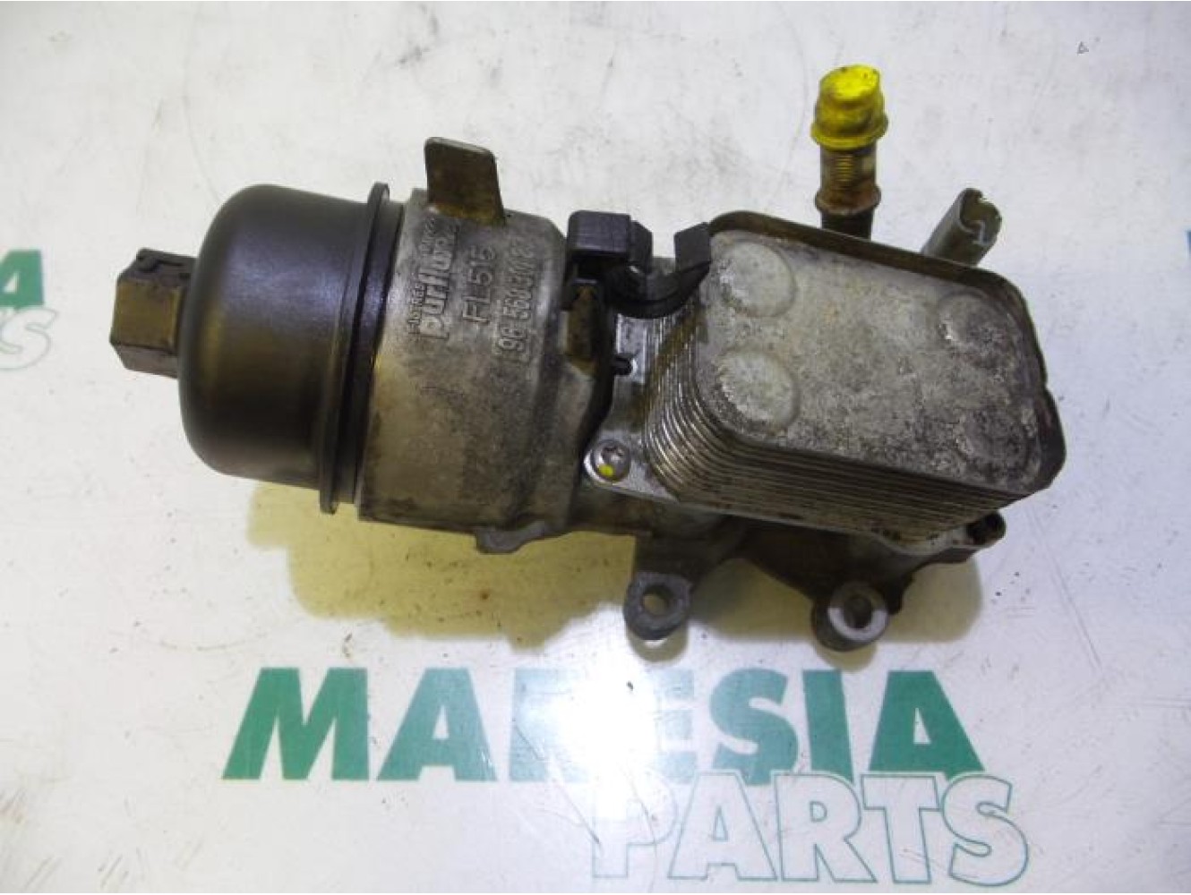 Peugeot - 307 - Oil filter holder