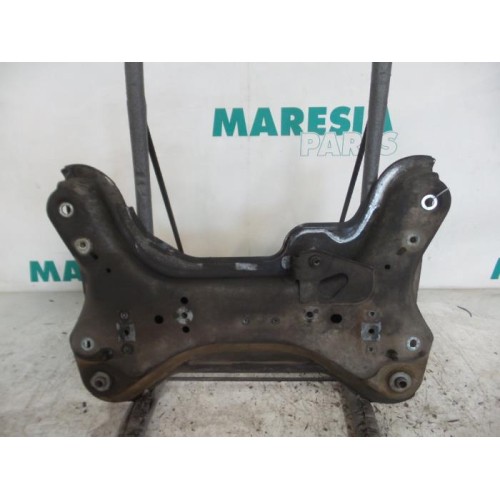 Renault - Trafic - Subframe