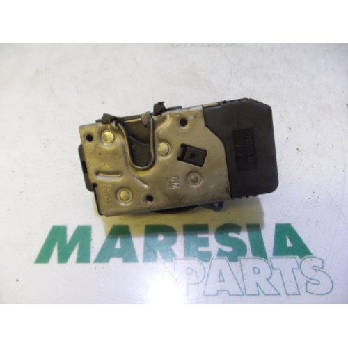 Renault - Trafic - Door lock mechanism 2-door, right