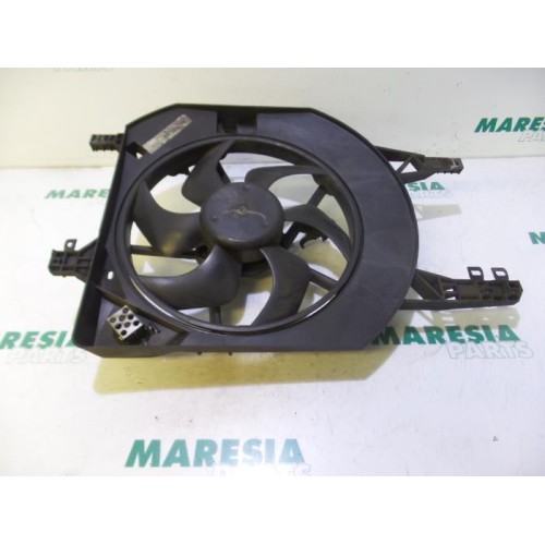 Renault - Trafic - Fan motor