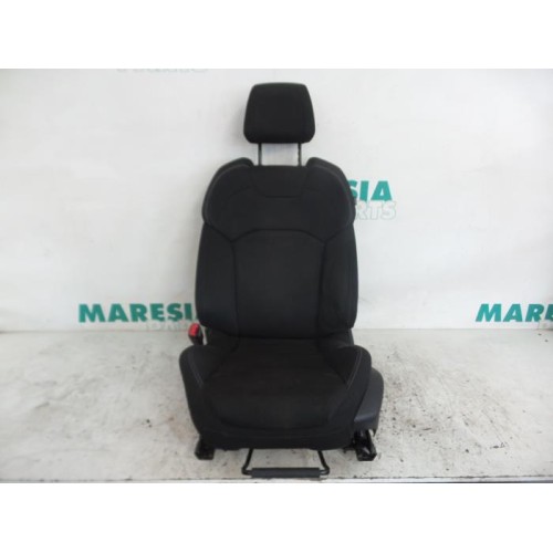 Citroen - C5 - Stoel links