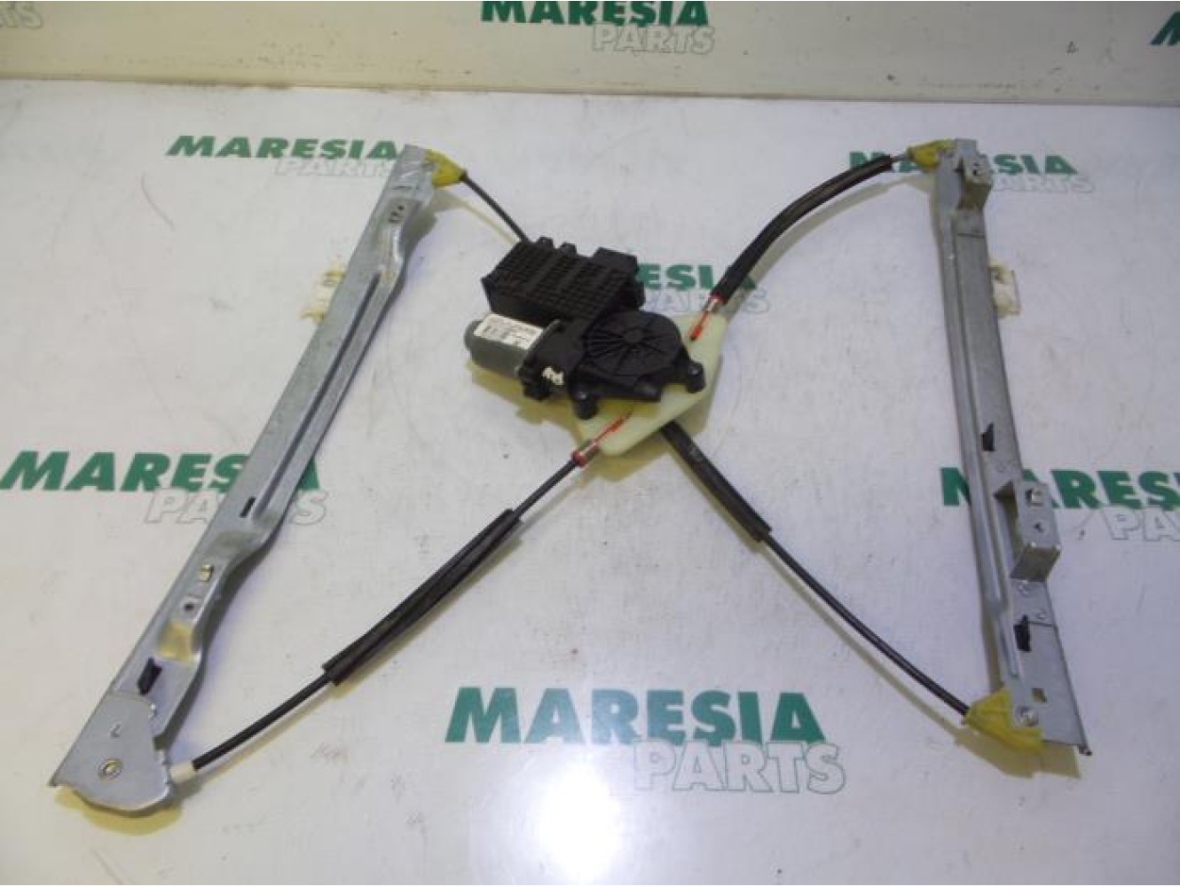 Citroen - C4 Picasso - Window mechanism 4-door, front right