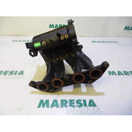 Peugeot - 1007 - Intake manifold