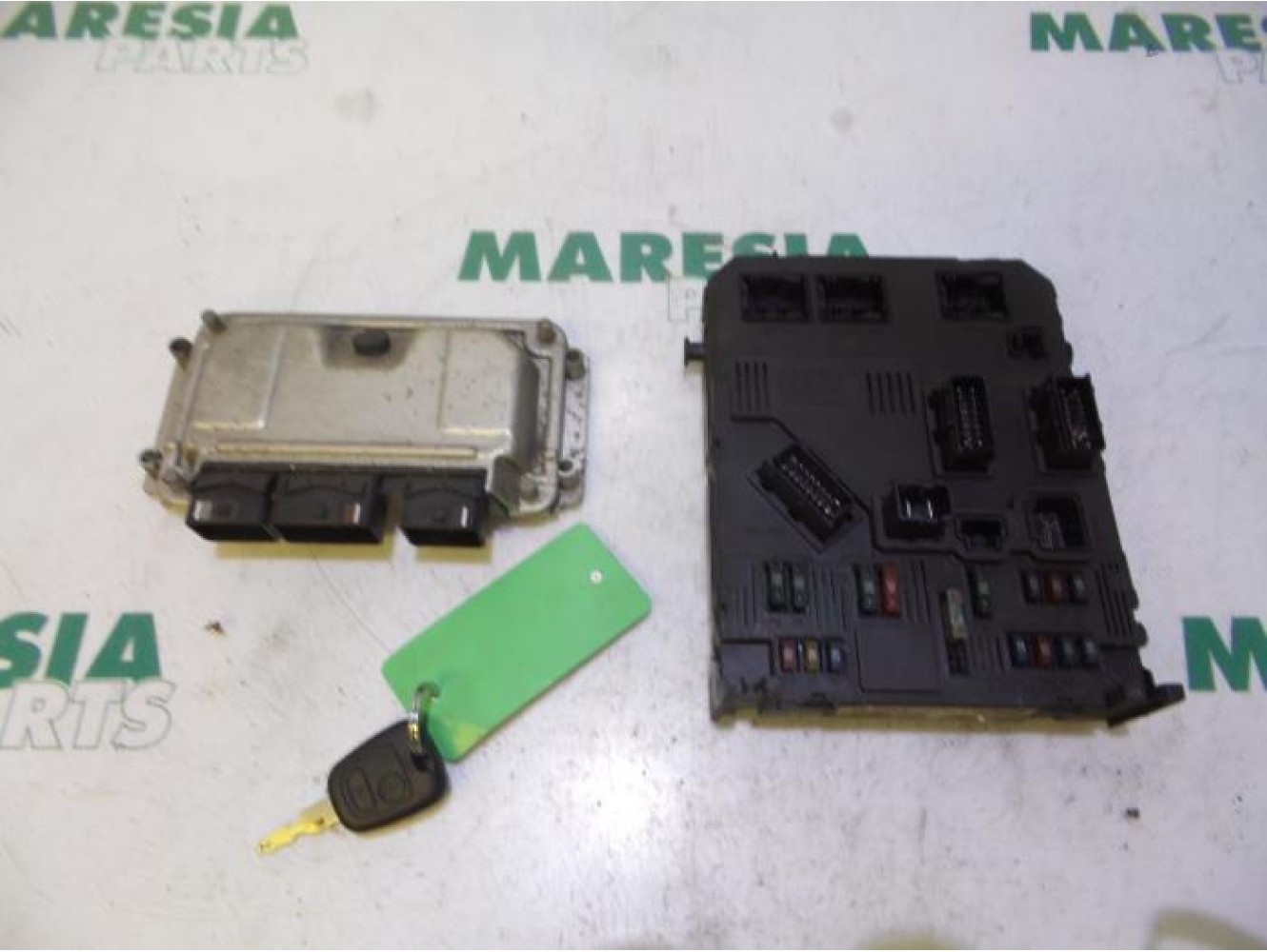 Peugeot - 206 - Engine management computer