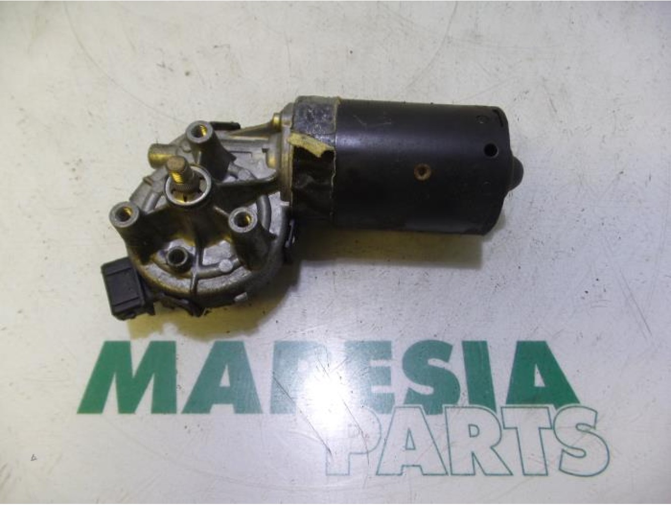 Peugeot - 206 - Front wiper motor