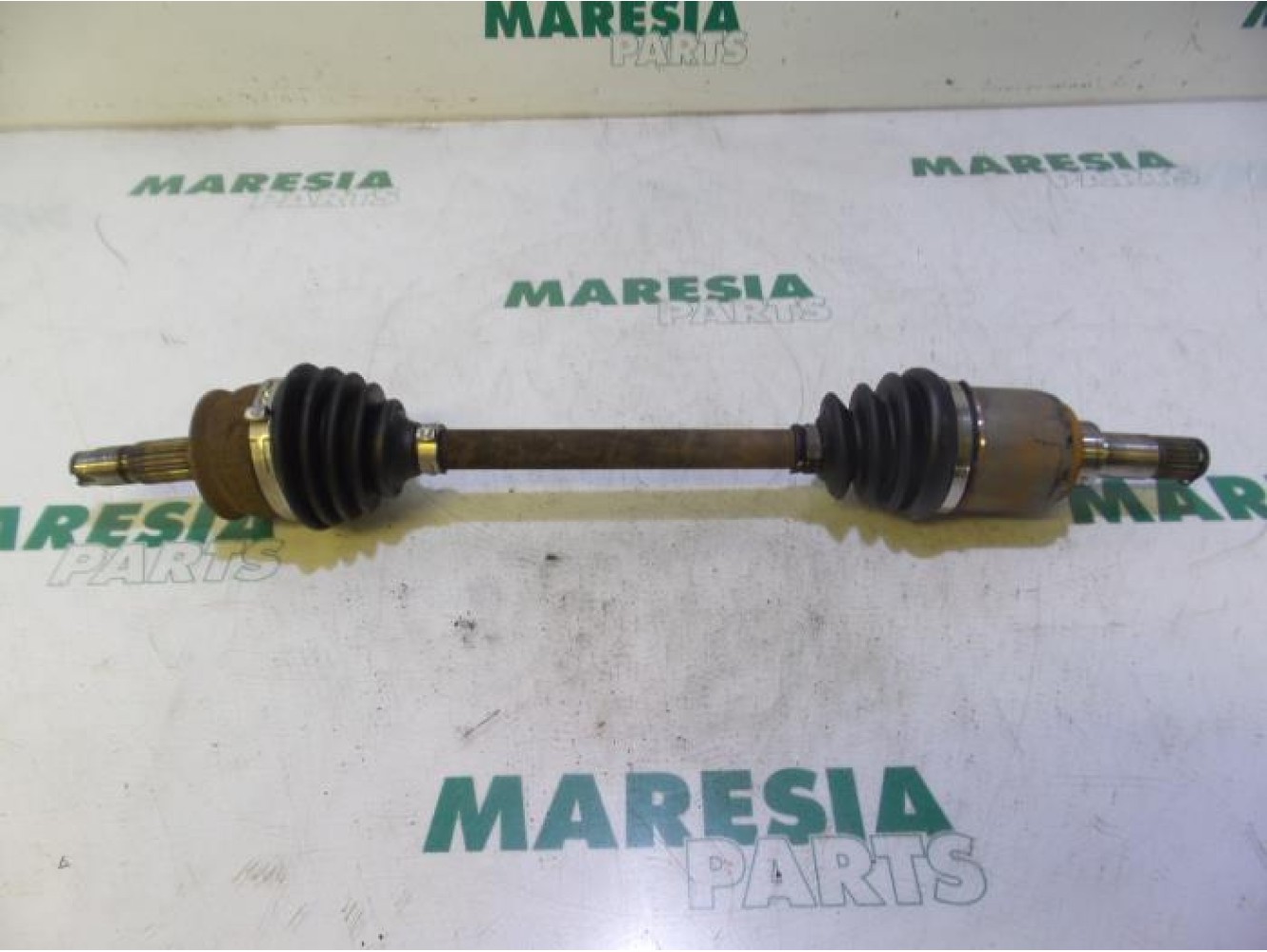 Fiat - Panda - Arbre de transmission avant gauche