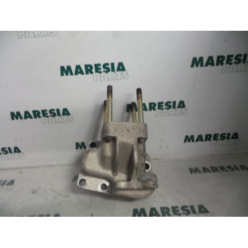 Fiat - Punto - Engine mount