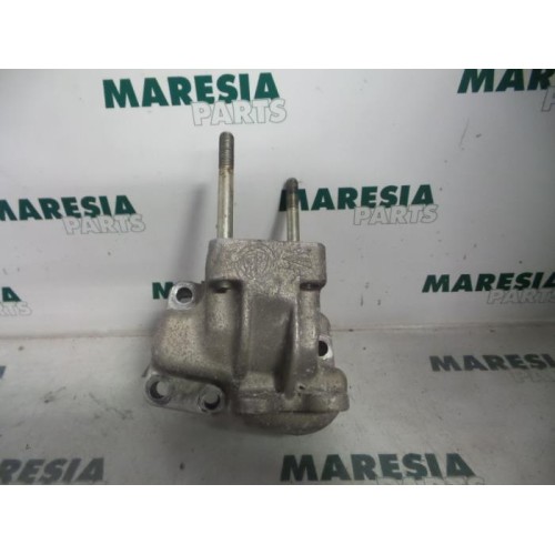 Fiat - Punto - Engine mount