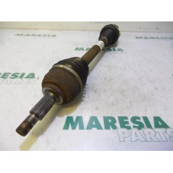Renault - Megane Scenic - Aandrijfas links-voor