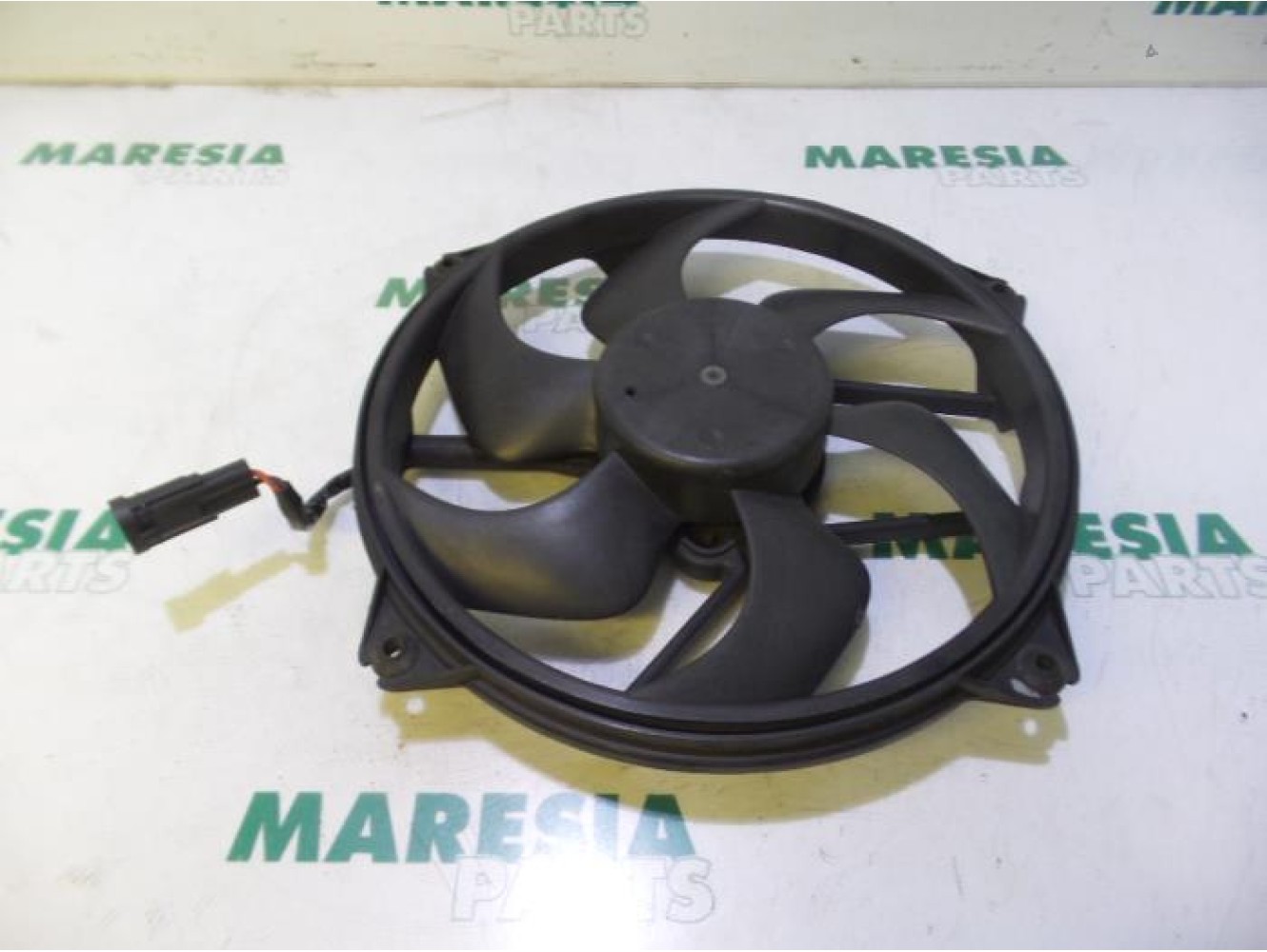 Citroen - C4 - Fan motor