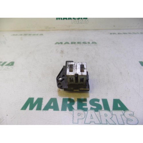 Peugeot - 207 - Cooling fan resistor