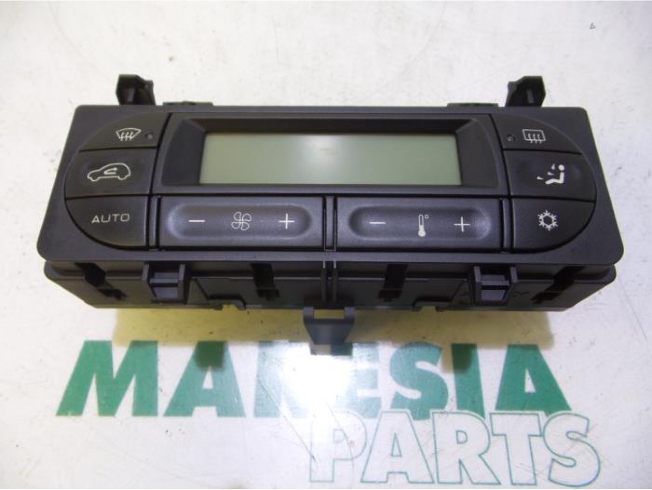 Citroen - C3 - Heater control panel