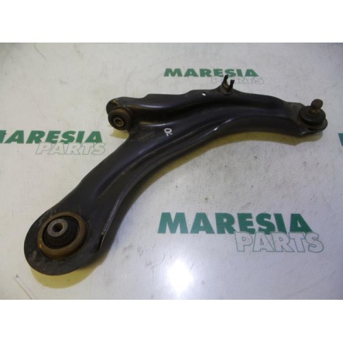 Renault - Megane - Front lower wishbone, right