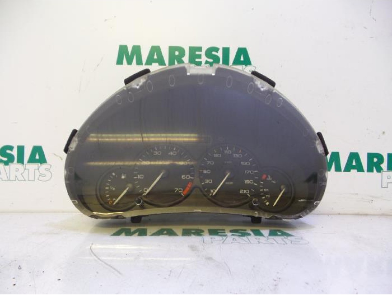 Peugeot - 206 - Instrument panel