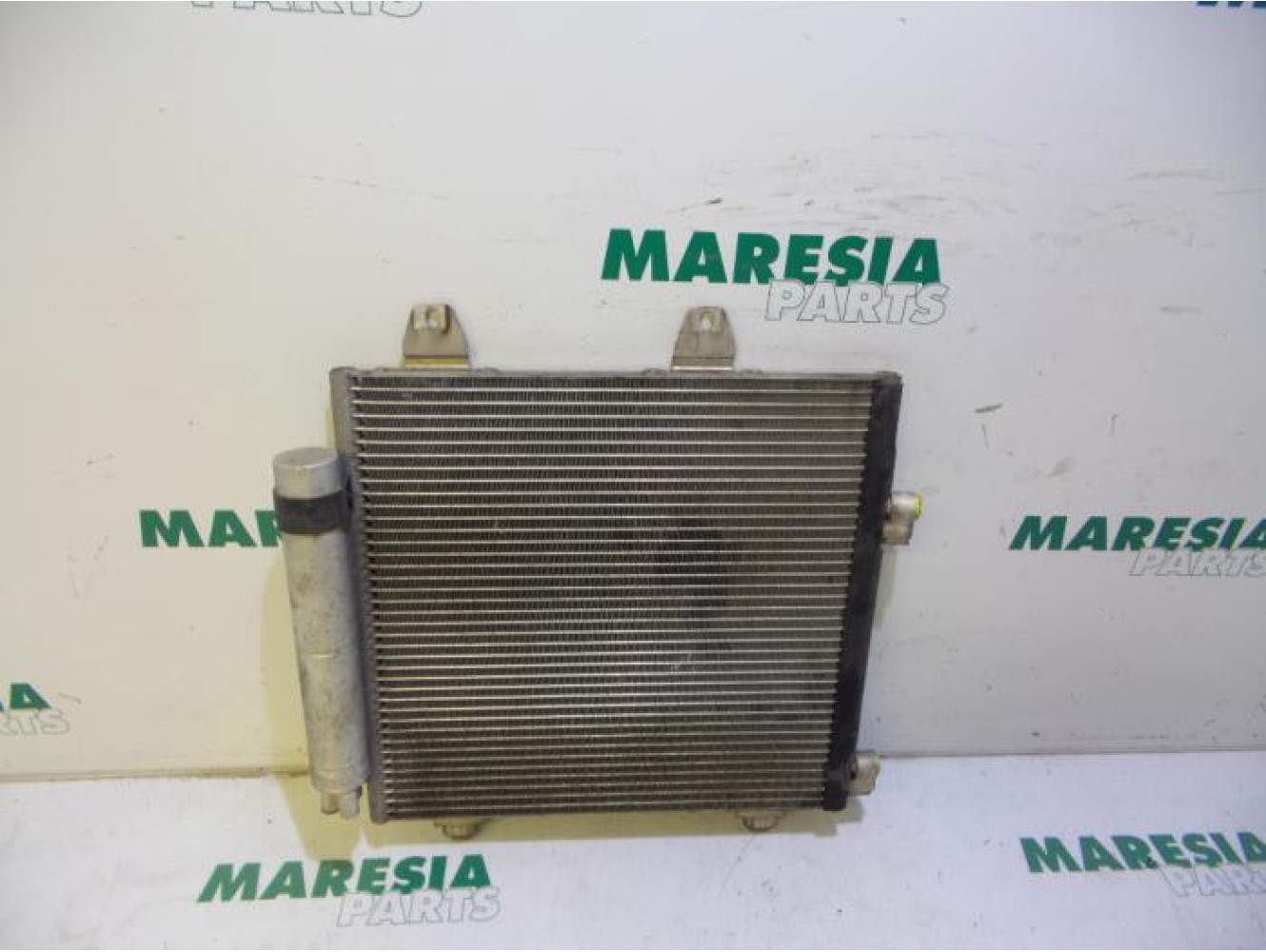 Peugeot - 107 - Air conditioning condenser