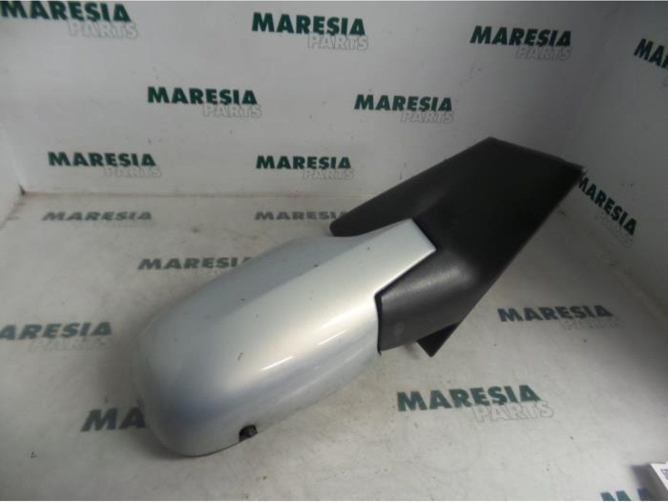 Renault - Megane - Wing mirror, right
