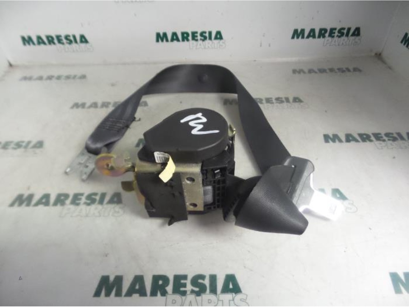 Renault - Megane - Front seatbelt, right
