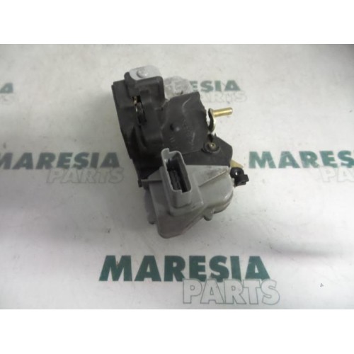 Citroen - Picasso - Front door lock mechanism 4-door, right