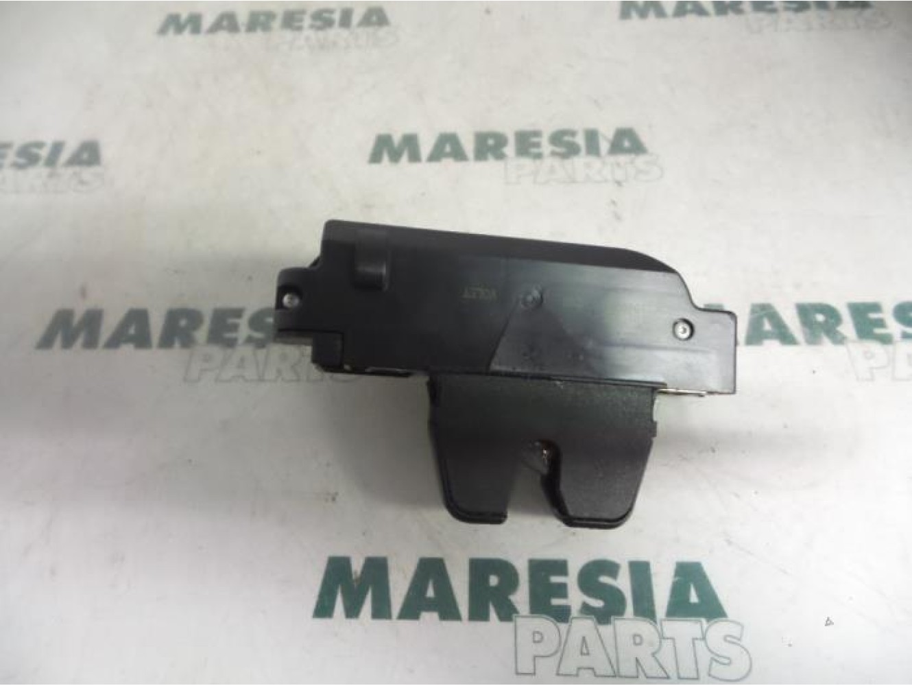 Citroen - Picasso - Tailgate lock mechanism