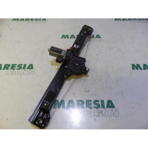 Fiat - Punto - Window mechanism 4-door, front right
