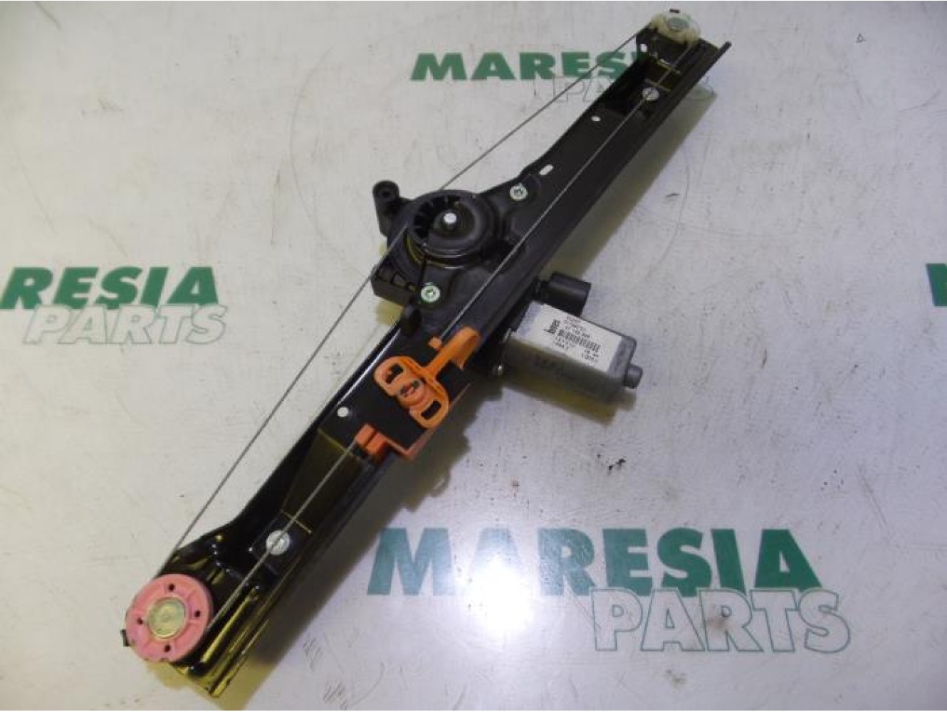 Fiat - Punto - Window mechanism 4-door, front left