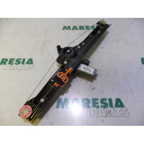 Fiat - Punto - Window mechanism 4-door, front left