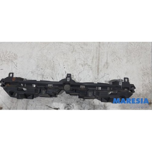 Fiat - Punto - Lock plate