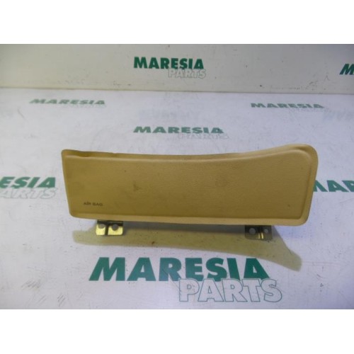 Alfa Romeo - 159 - Knee airbag, left
