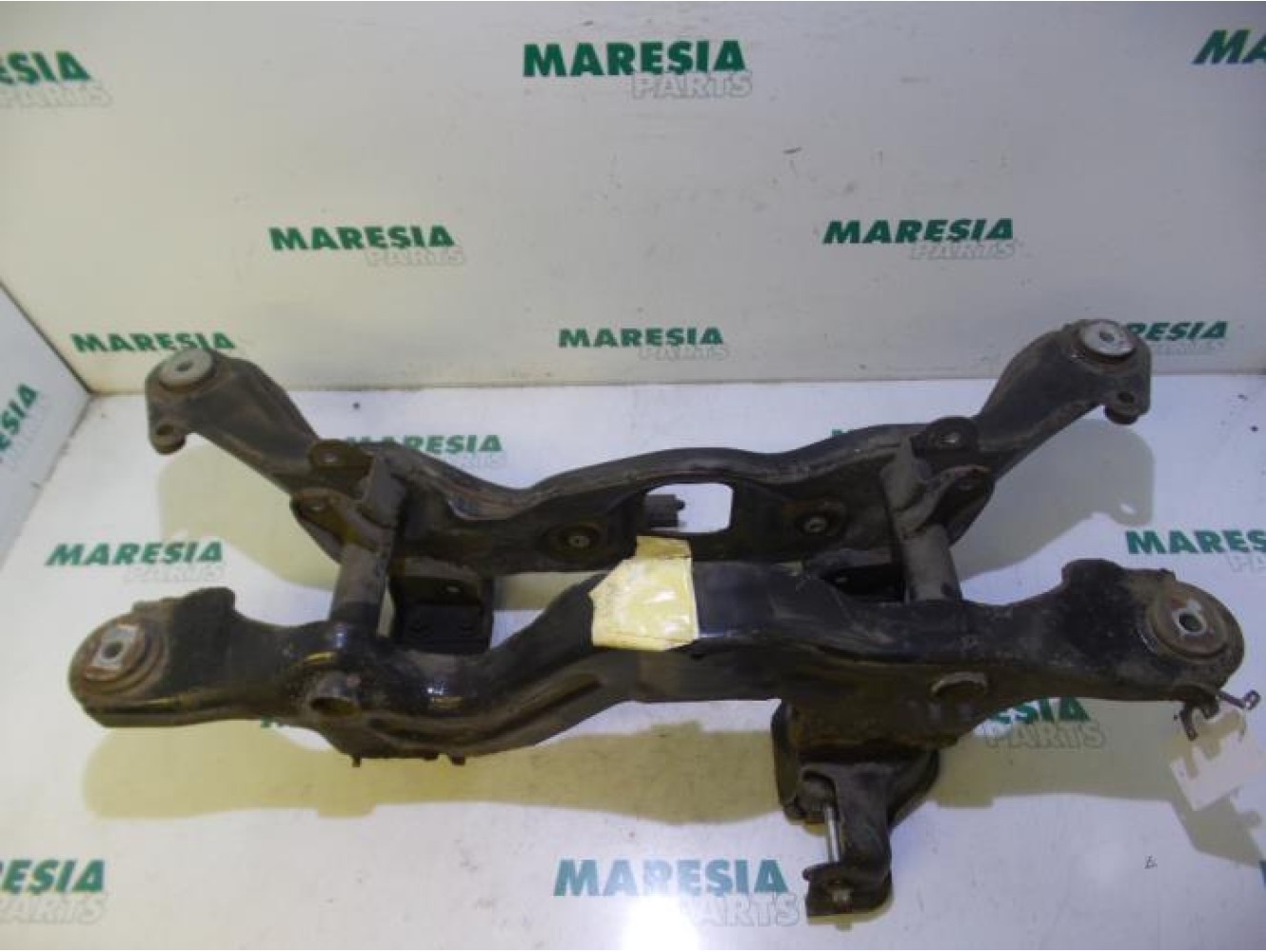 Alfa Romeo - 159 - Rear support beam