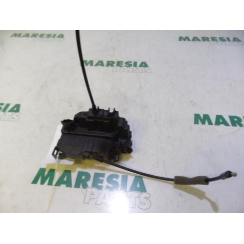 Renault - Clio - Door lock mechanism 4-door, front left