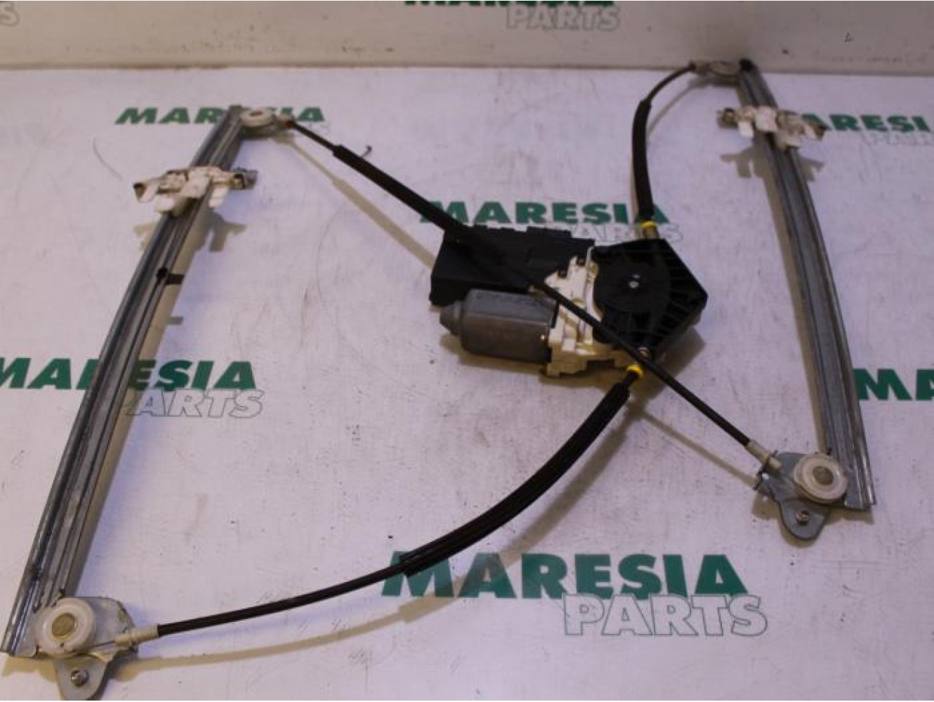 Citroen - C8 - Window mechanism 4-door, front left