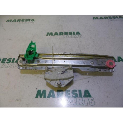 Alfa Romeo - Giulietta - Rear door window mechanism 4-door, right