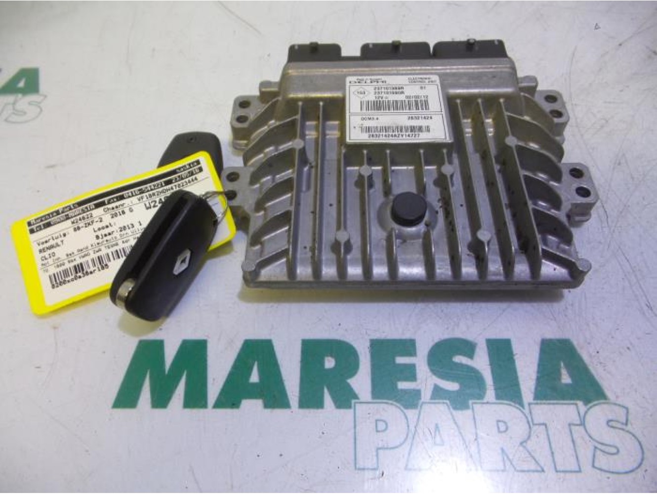 Renault - Clio - Engine management computer